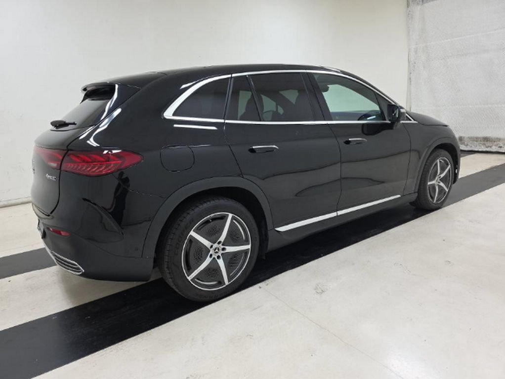 Used 2023 Mercedes-Benz EQE 500 4MATIC SUV w/ Exclusive Trim Package image 4