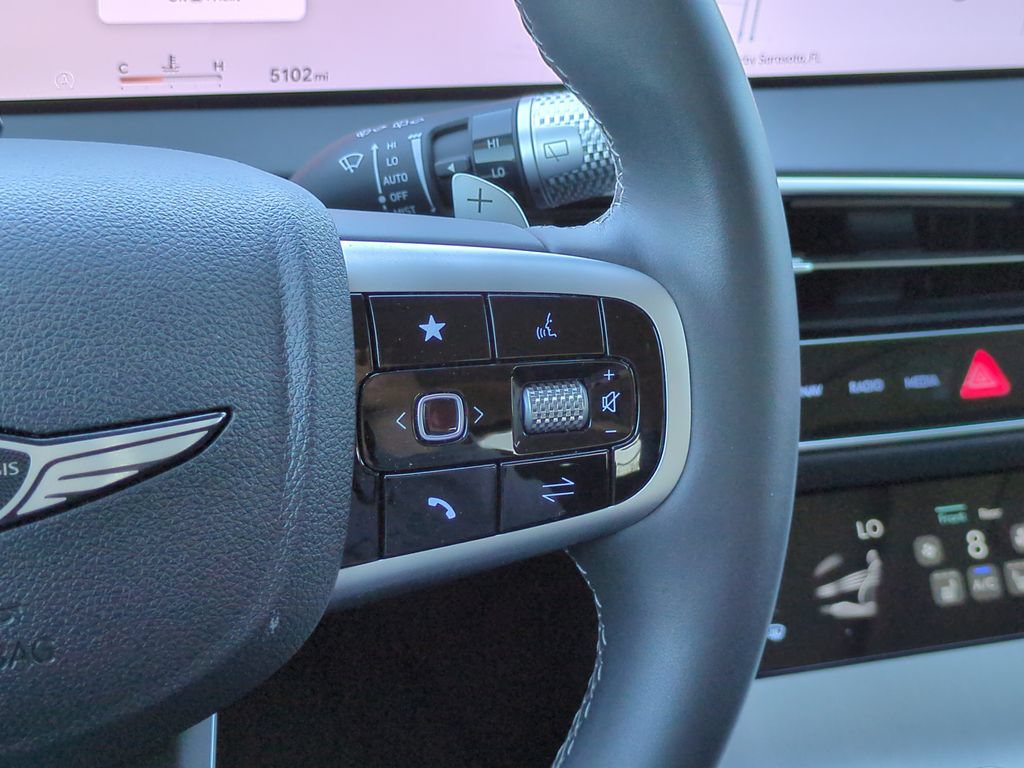 Used 2026 Genesis GV70 2.5T Select AWD/4WD image 22