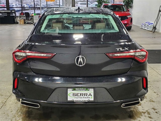 Used 2023 Acura TLX w/ Technology Package image 5