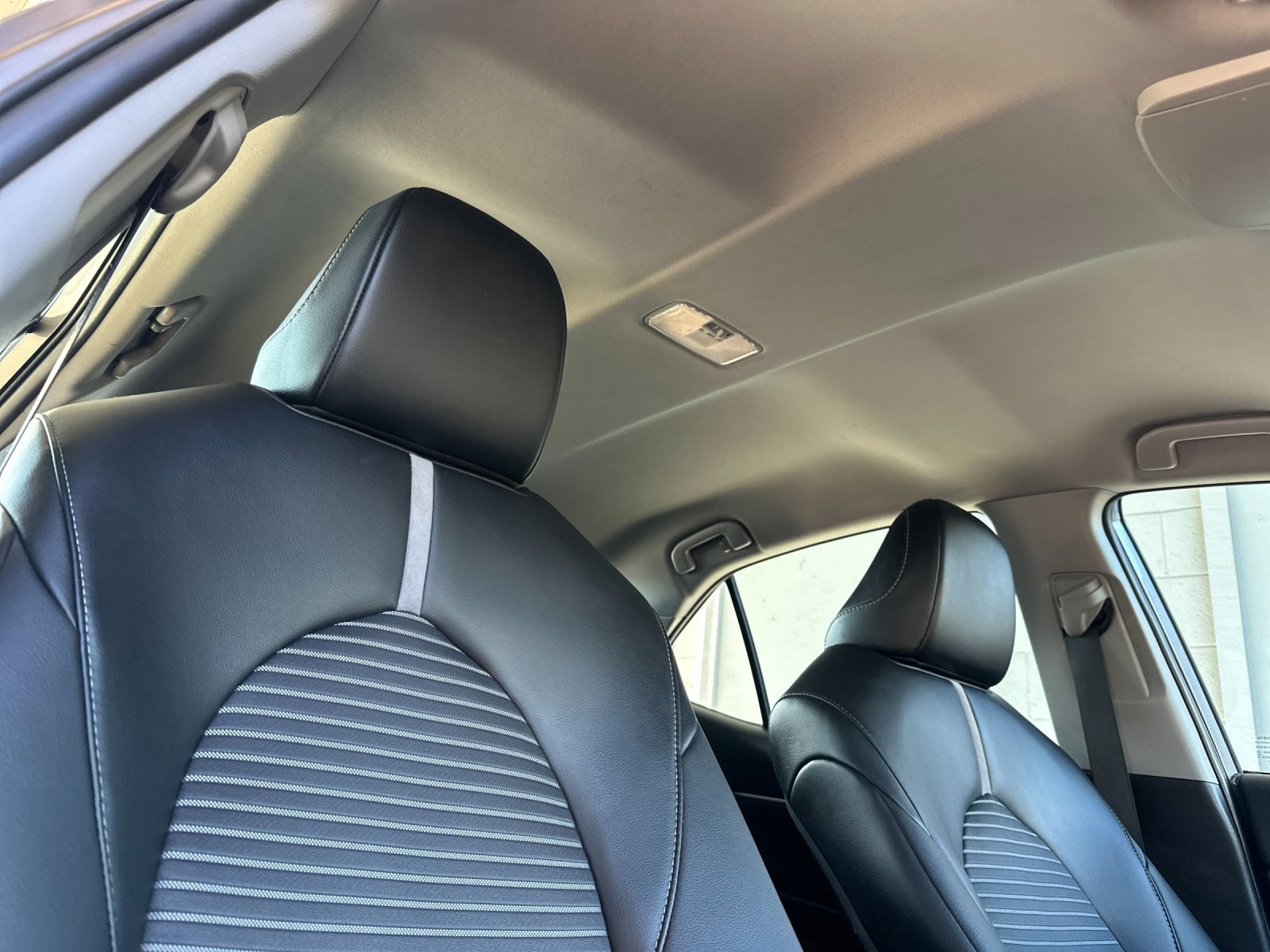 Used 2024 Toyota Camry SE image 15