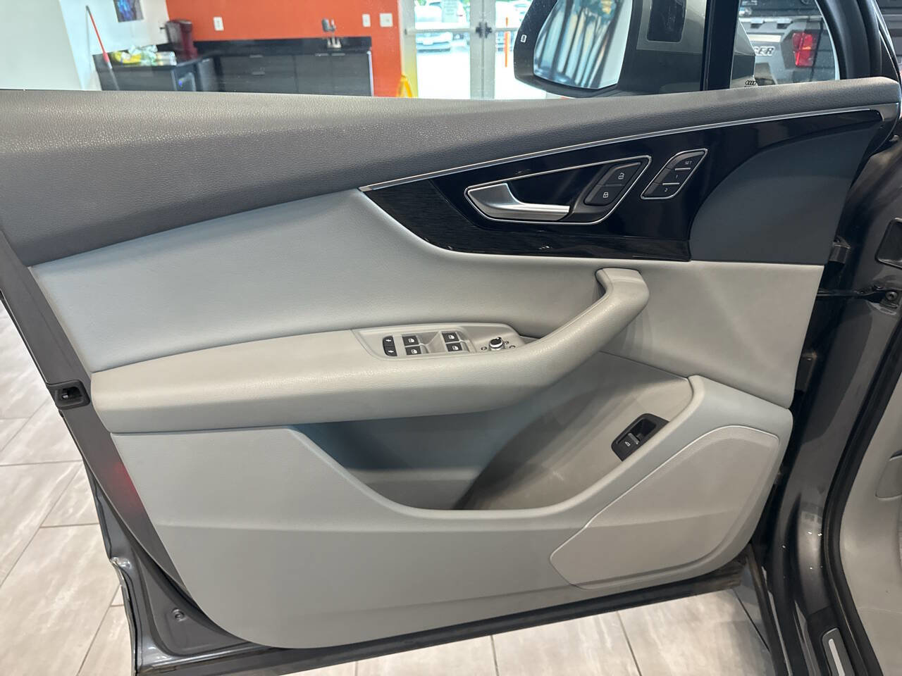 Used 2017 Audi Q7 3.0T Premium Plus image 14