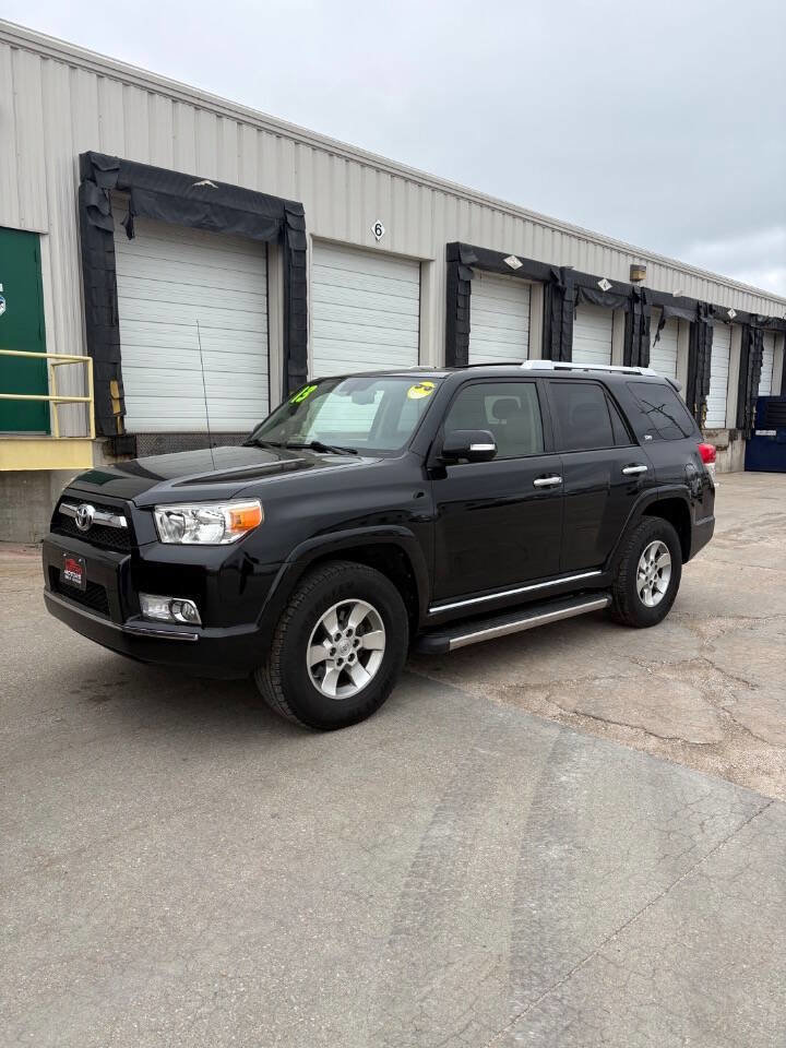 Used 2013 Toyota 4Runner SR5 w/ Premium Pkg w/3rd Row Seat AWD/4WD image 4