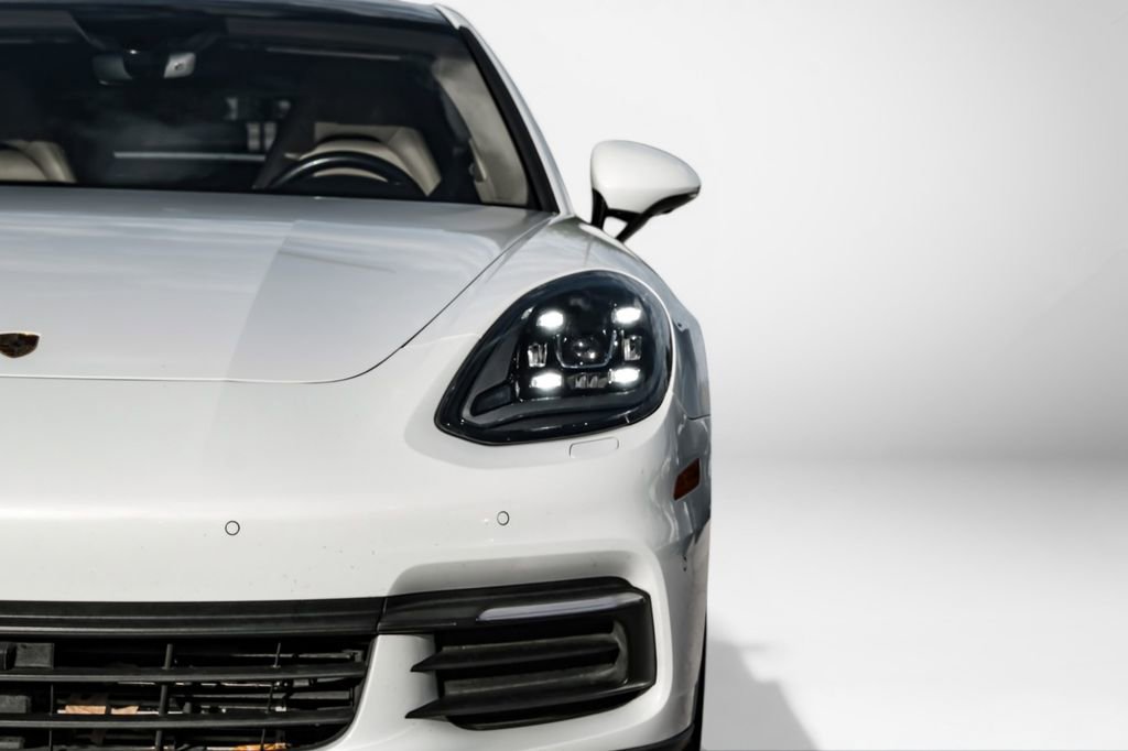 Used 2018 Porsche Panamera 4 image 59