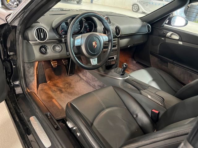 Used 2005 Porsche Boxster RWD image 7