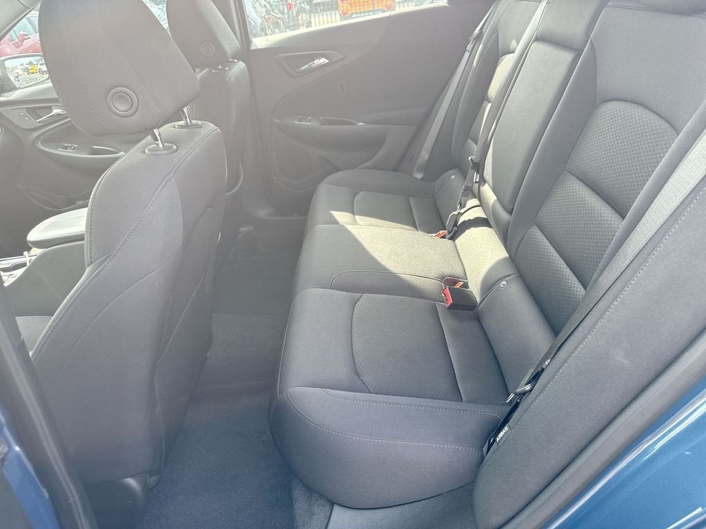 Used 2025 Chevrolet Malibu LT FWD image 63