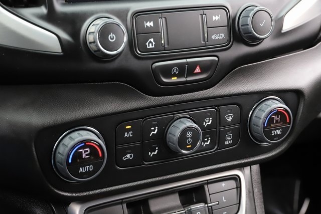 Used 2023 GMC Terrain SLE w/ Driver Convenience Package image 29