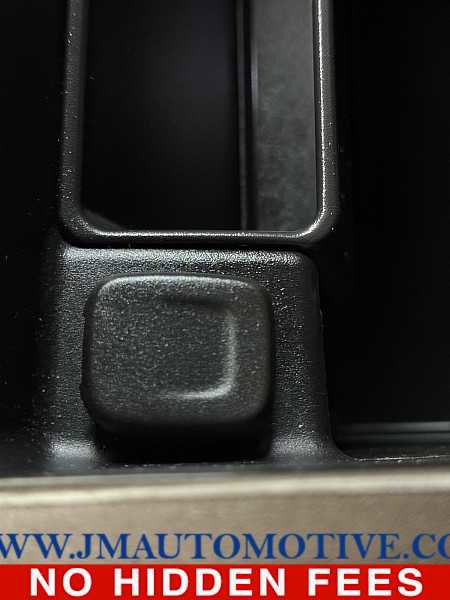 Used 2018 GMC Sierra 1500 Denali w/ Denali Ultimate Package image 39