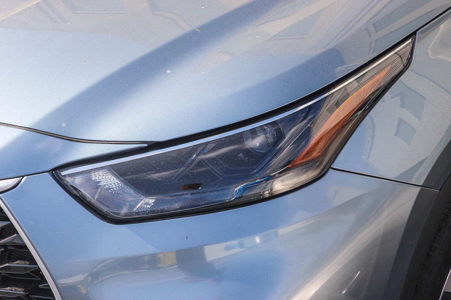 Used 2024 Toyota Highlander XLE FWD image 6