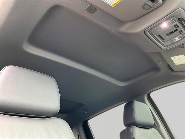 Used 2024 Chevrolet Silverado 1500 LT Trail Boss w/ Convenience Package II image 17