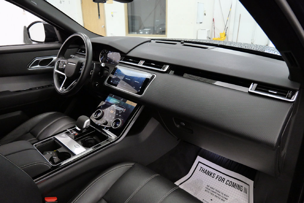 Used 2023 Land Rover Range Rover Velar R-Dynamic S AWD/4WD image 16