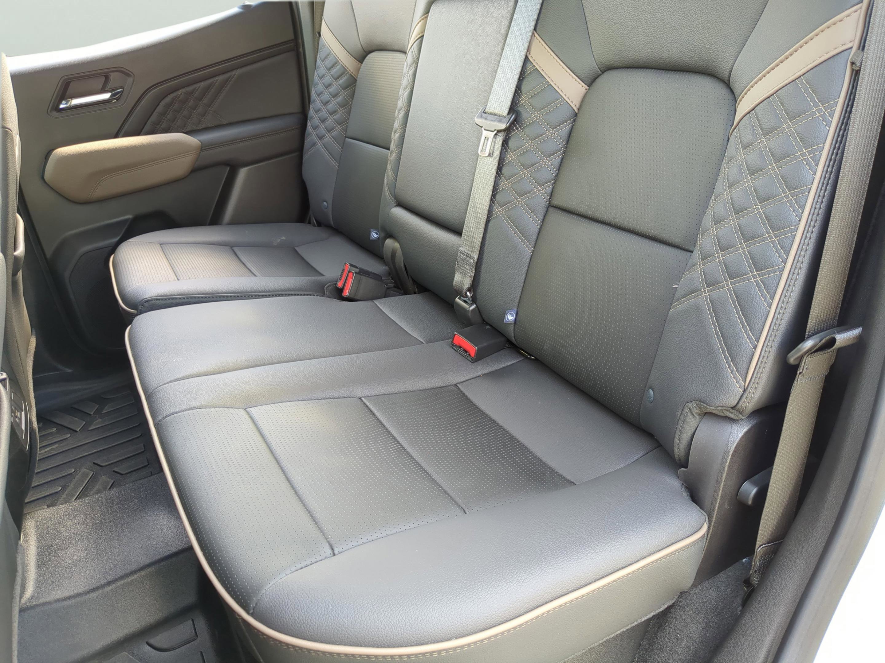 Used 2024 GMC Canyon Denali AWD/4WD image 20