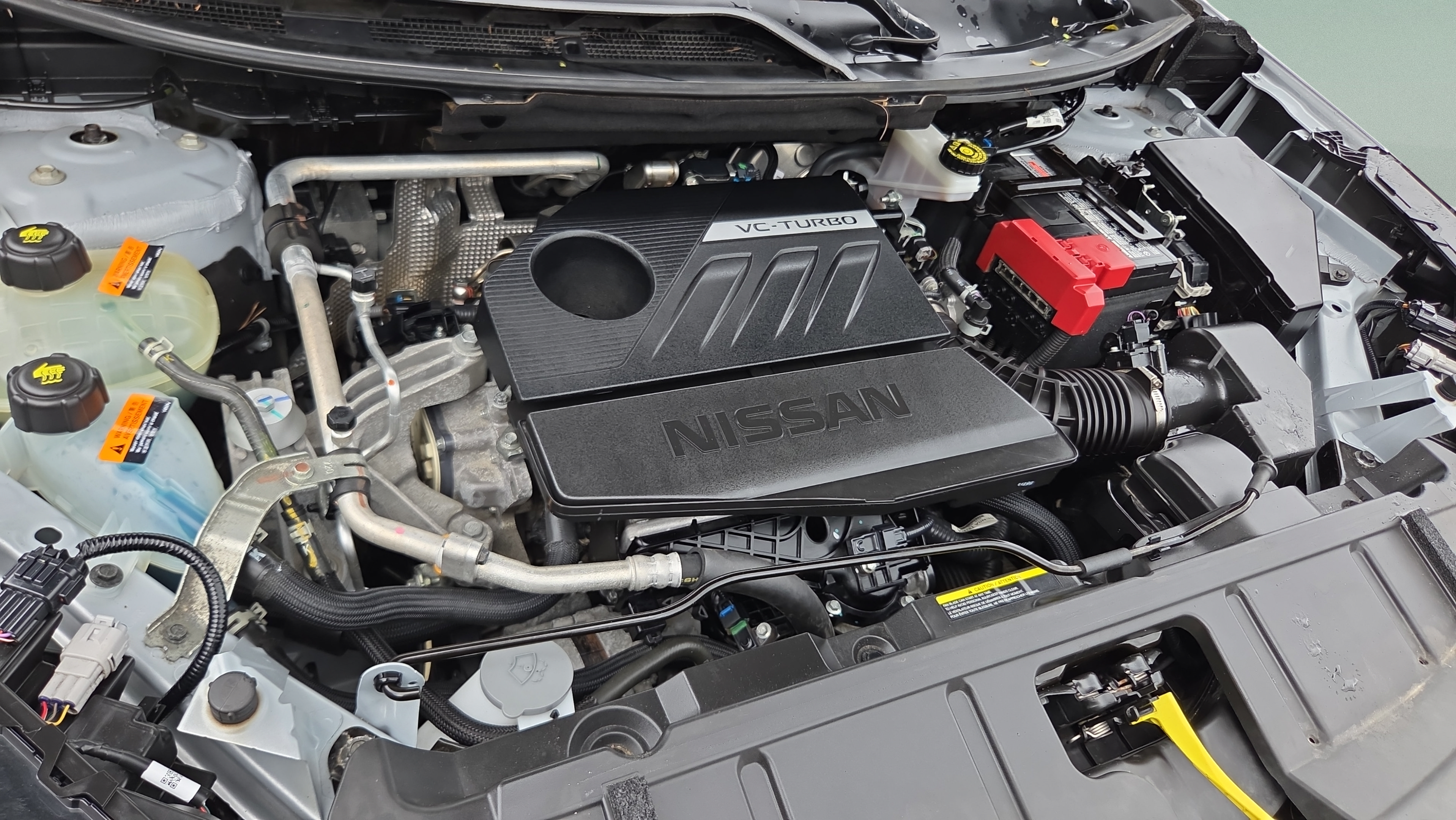 Used 2025 Nissan Rogue SV FWD image 19