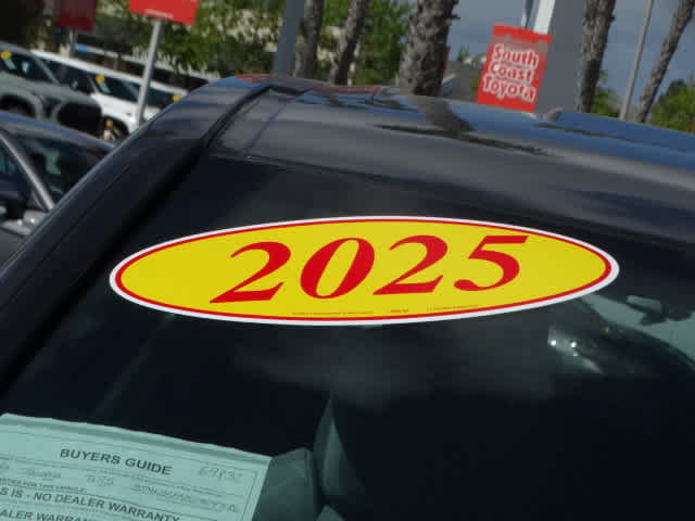 Used 2025 Toyota Tacoma SR5 RWD image 6