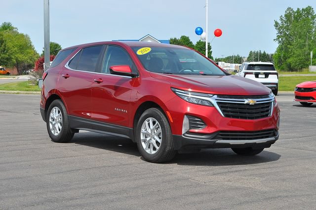 Used 2023 Chevrolet Equinox LT FWD image 1
