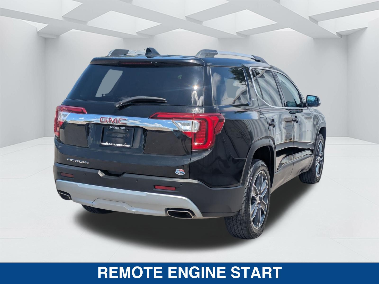 Used 2020 GMC Acadia SLT w/ Driver Alert Package II FWD image 5