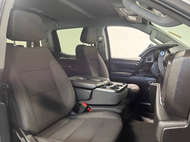 Used 2025 Chevrolet Silverado 1500 LT image 11
