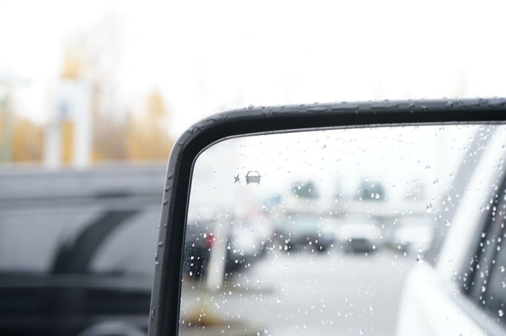 Used 2015 GMC Yukon SLT w/ Open Road Package image 26