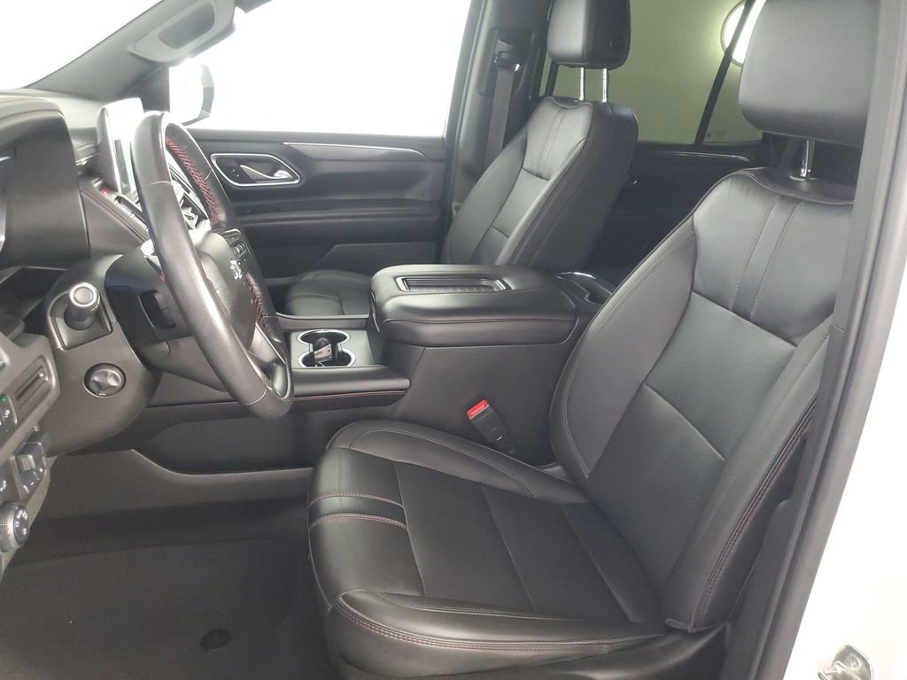 Used 2022 Chevrolet Tahoe RST w/ Luxury Package AWD/4WD image 12