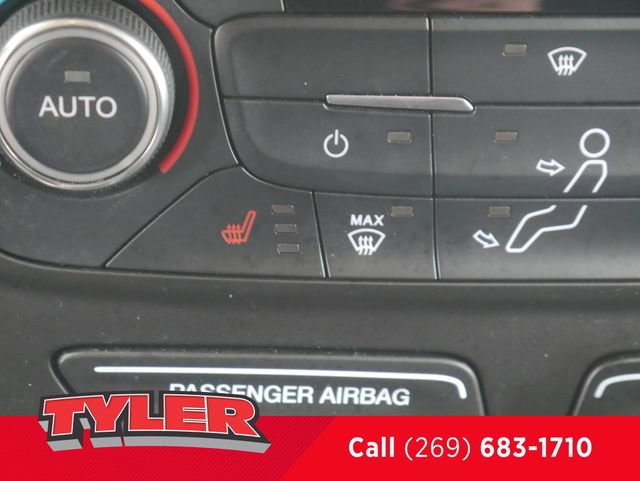 Used 2017 Ford Escape Titanium AWD/4WD image 33