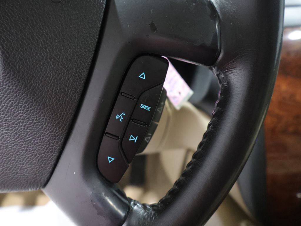 Used 2008 Chevrolet Avalanche LTZ w/ LTZ Preferred Equipment Group AWD/4WD image 34