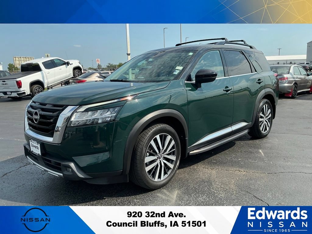Used 2022 Nissan Pathfinder Platinum w/ Lighting Package (N93) AWD/4WD image 5