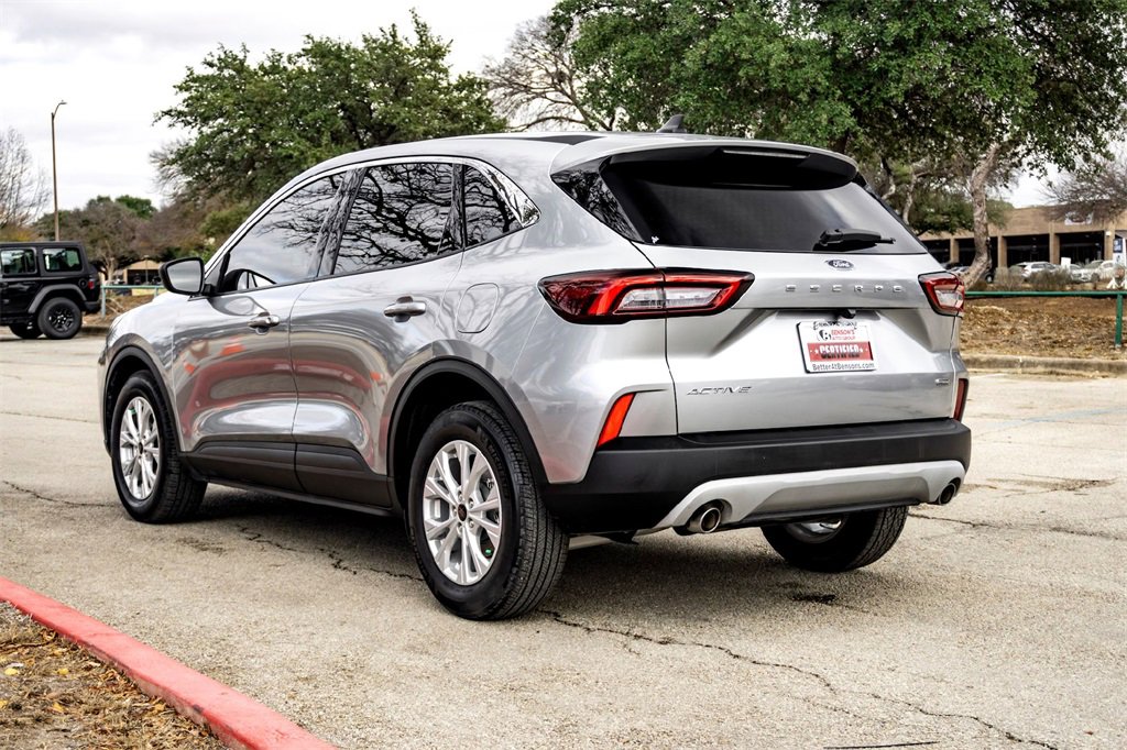 Used 2023 Ford Escape Active image 7