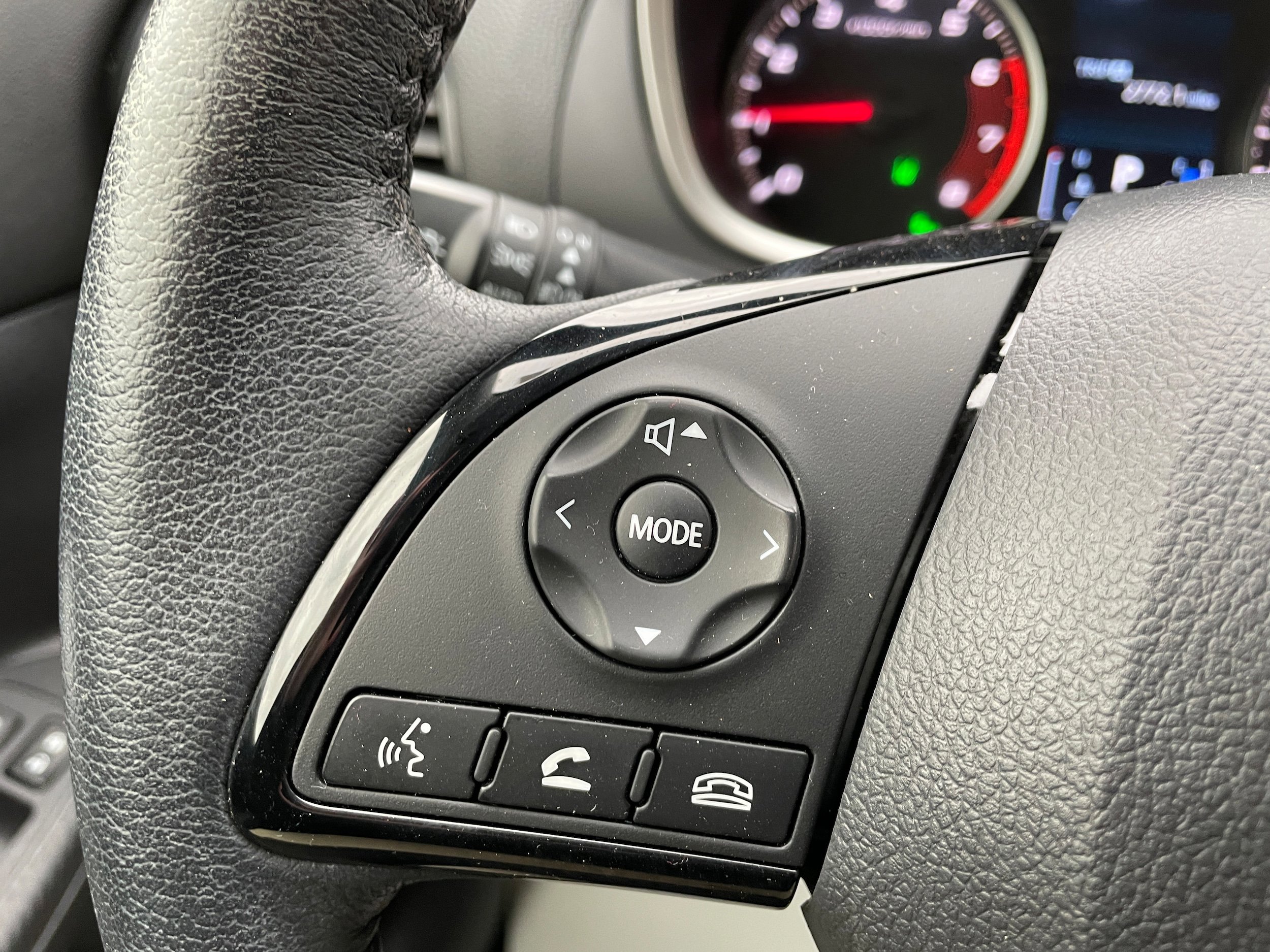 Used 2022 Mitsubishi Eclipse Cross AWD image 16