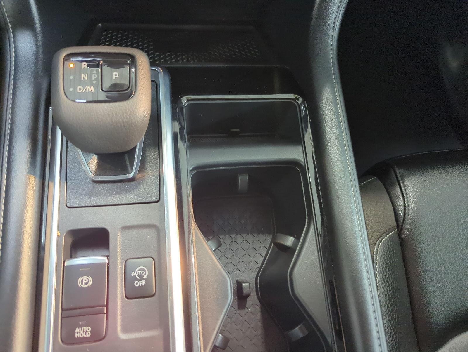 Used 2023 Nissan Pathfinder SL AWD/4WD image 20