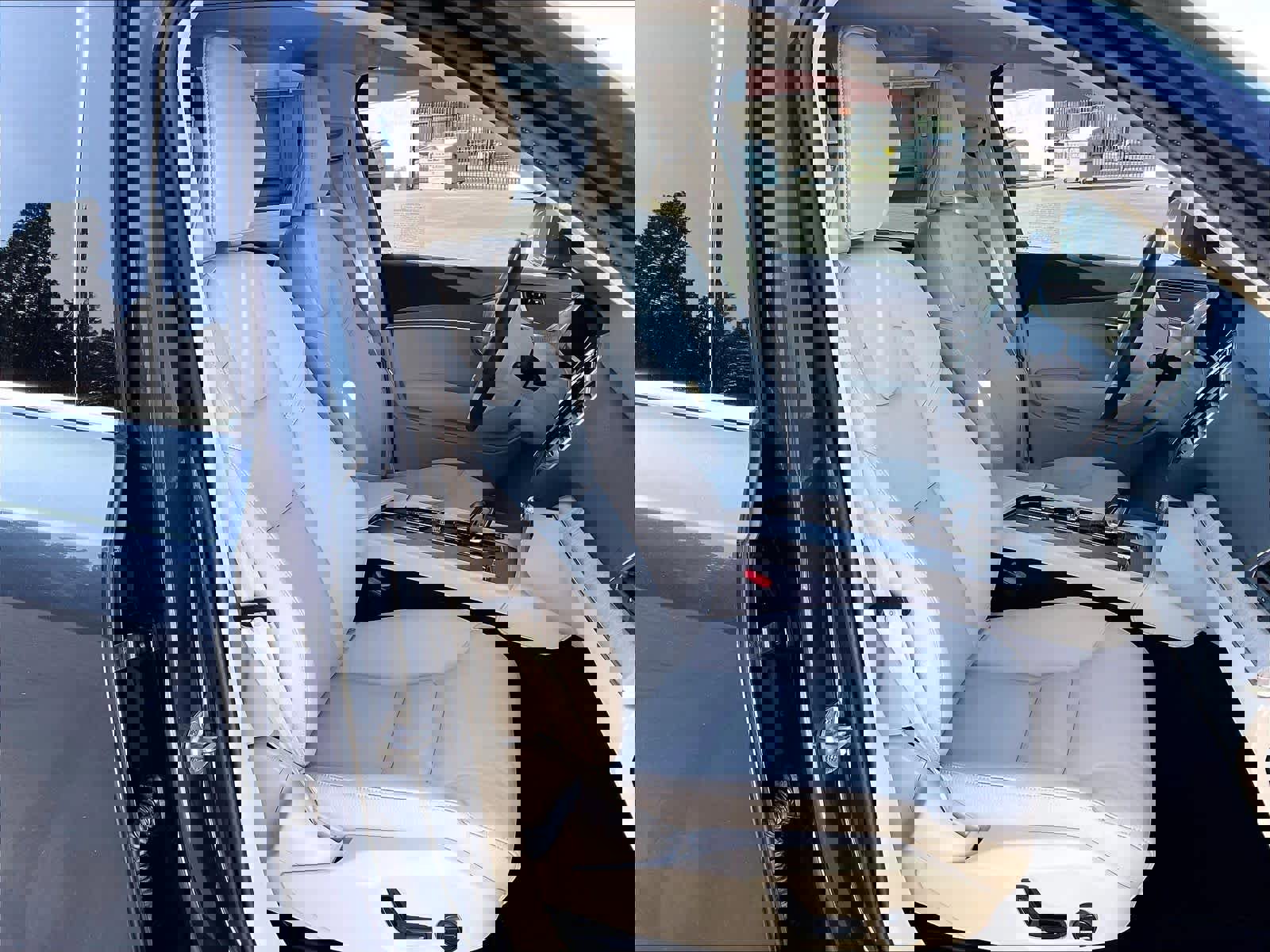 Used 2025 Volvo XC90 B6 Core w/ Climate Package image 10