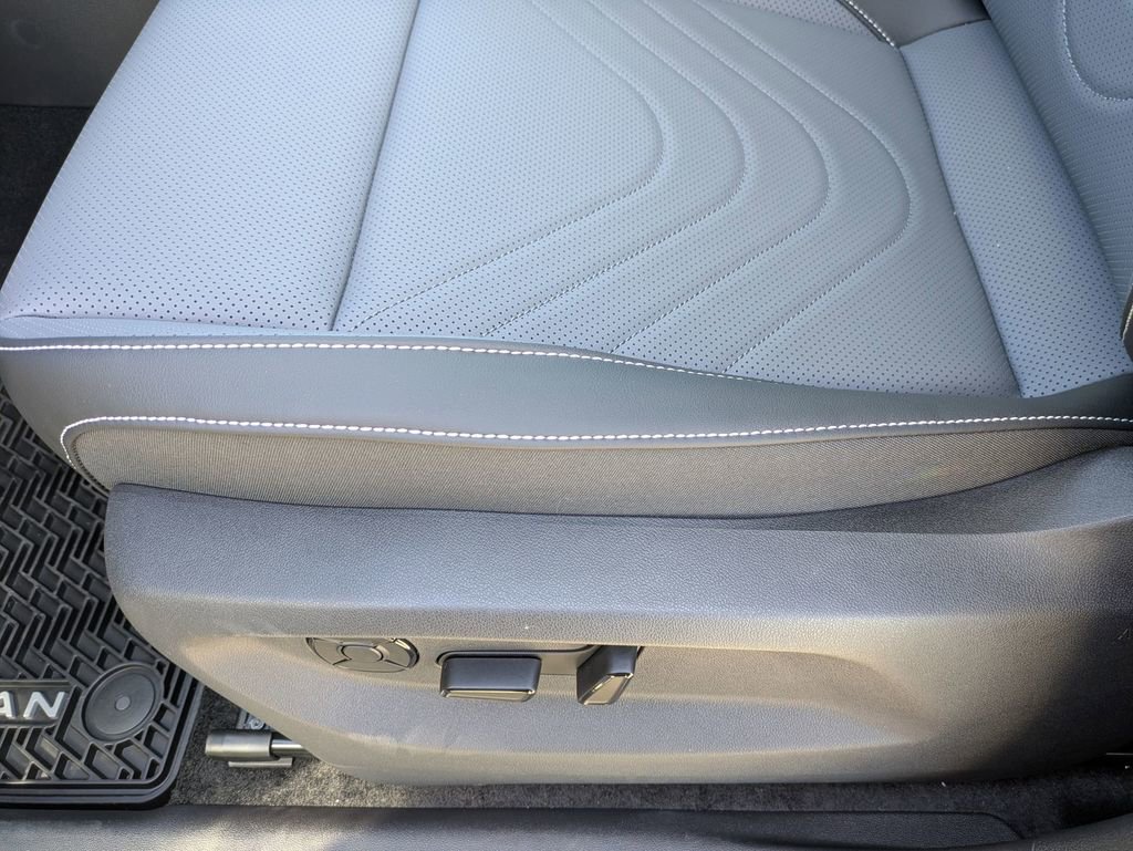 New 2026 Volkswagen Tiguan SE AWD/4WD image 14