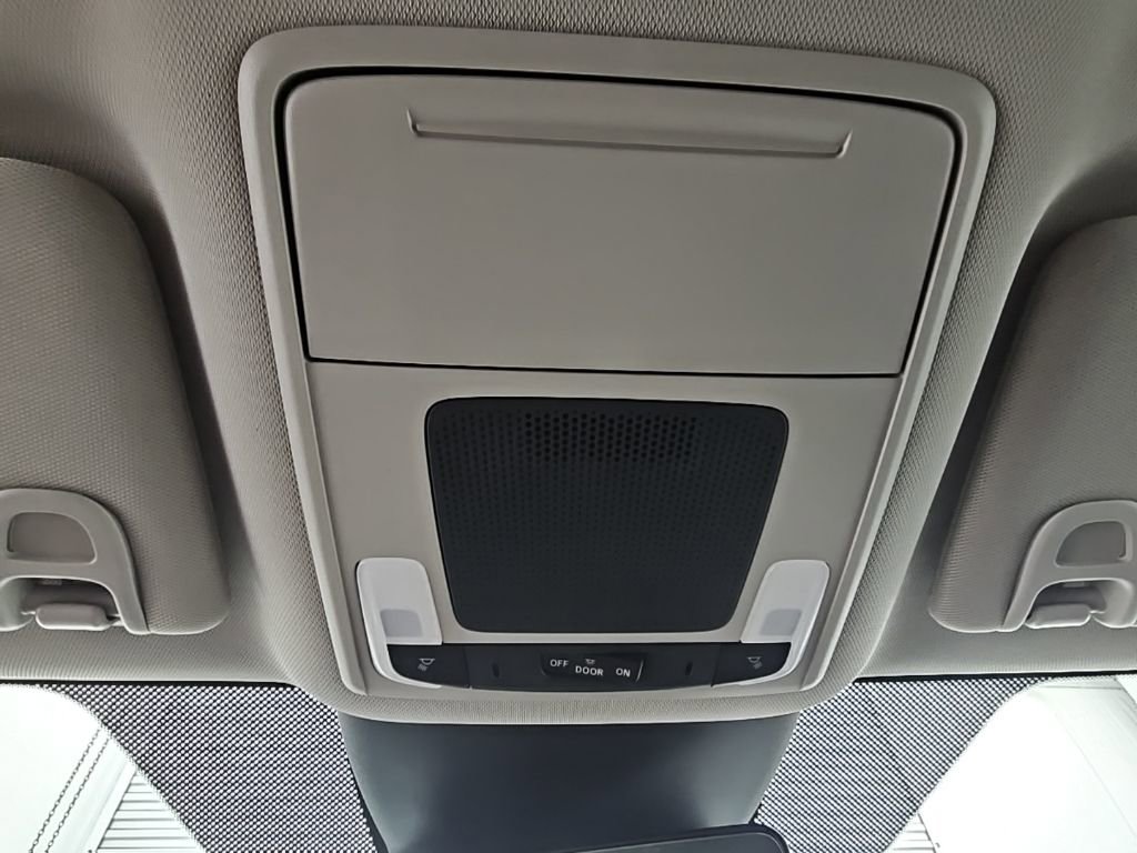 New 2025 Honda Pilot EX-L image 23