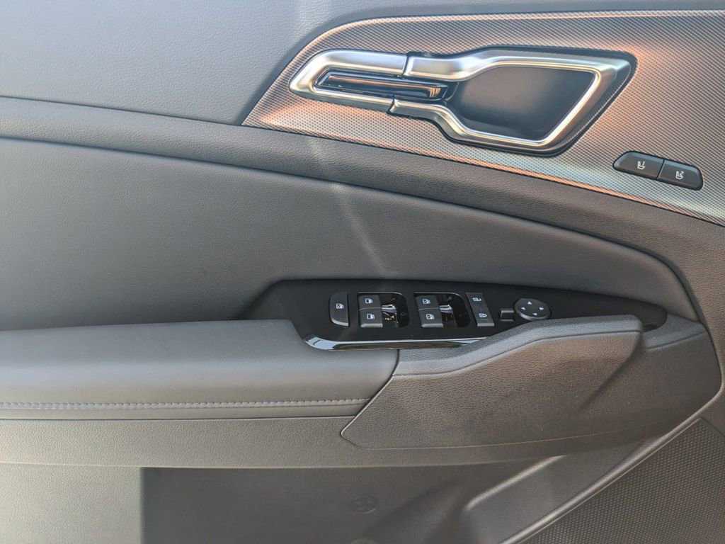 Used 2024 Kia Sportage SX Prestige image 24