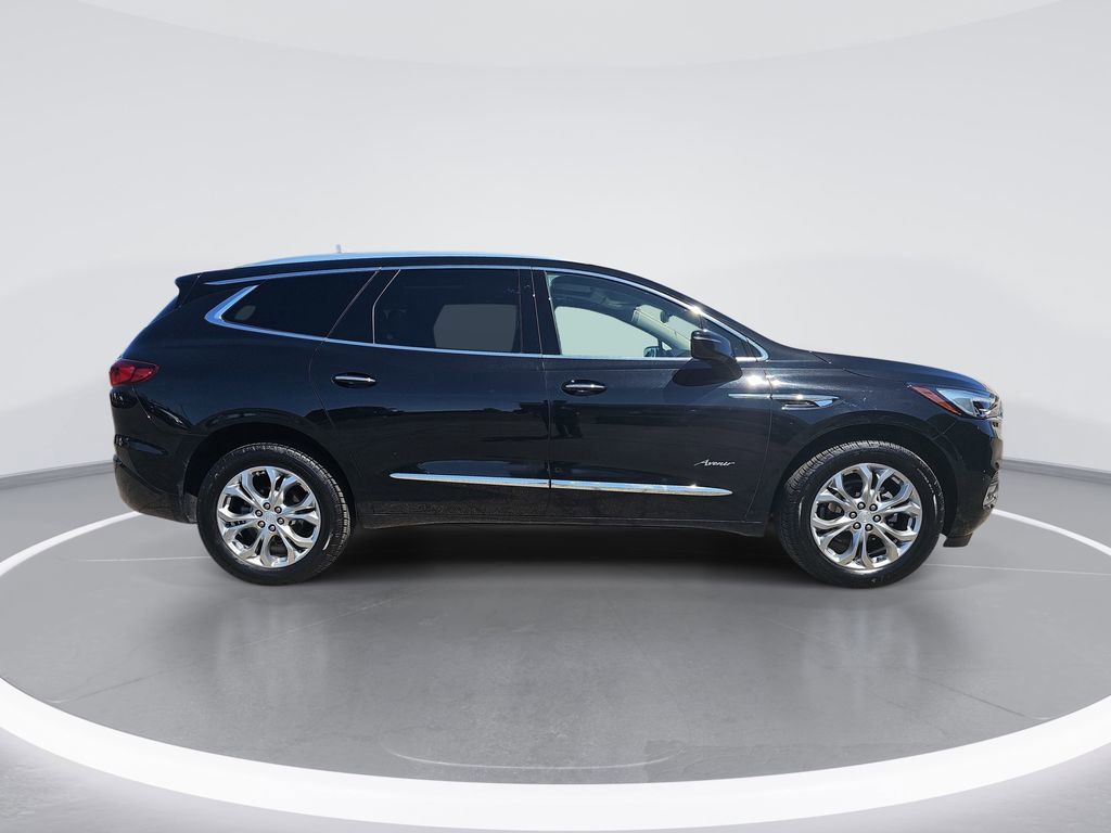 Used 2020 Buick Enclave Avenir AWD/4WD image 2