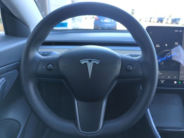 Used 2020 Tesla Model 3 Standard image 15