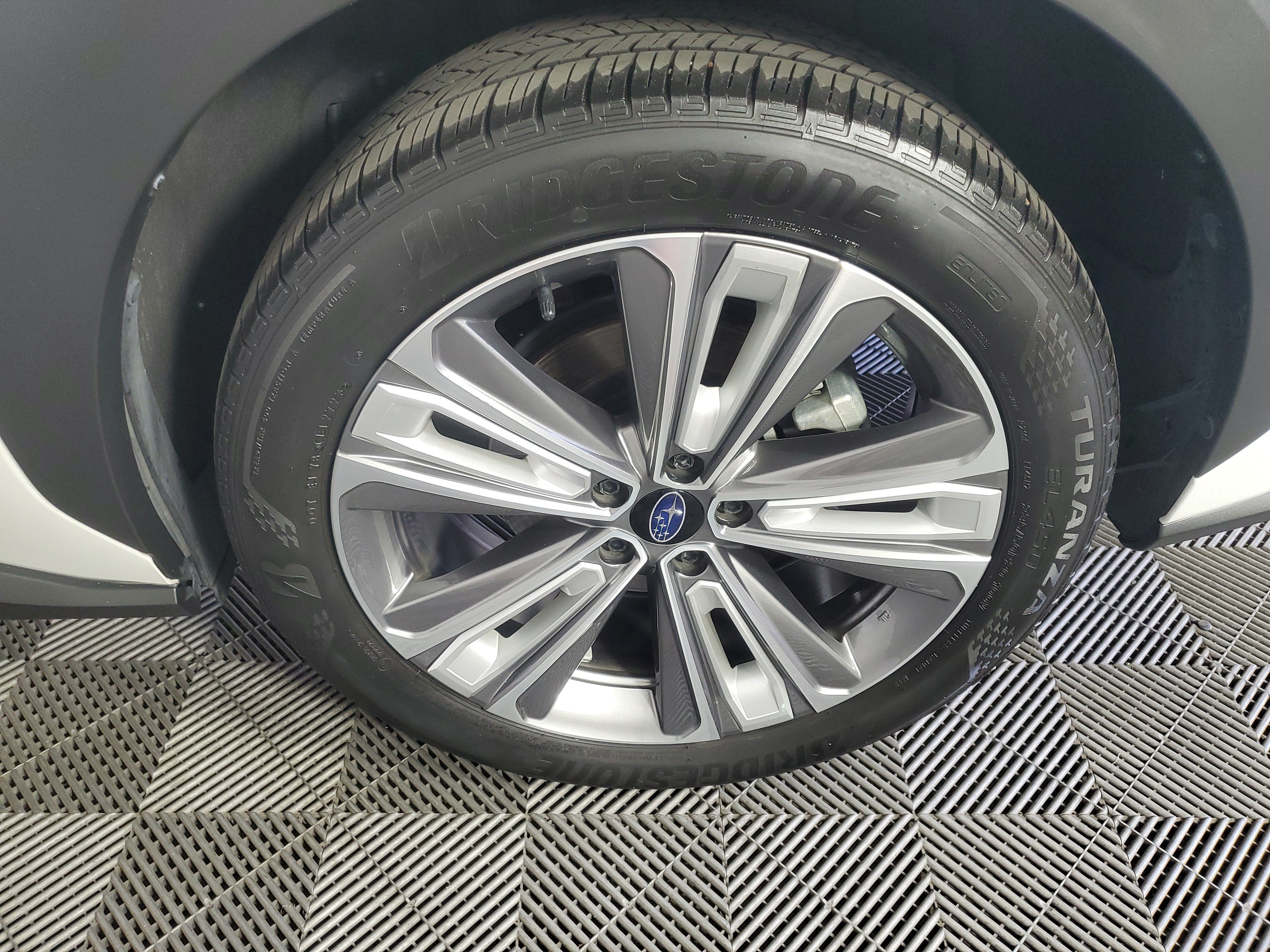 Used 2023 Subaru Solterra AWD image 29