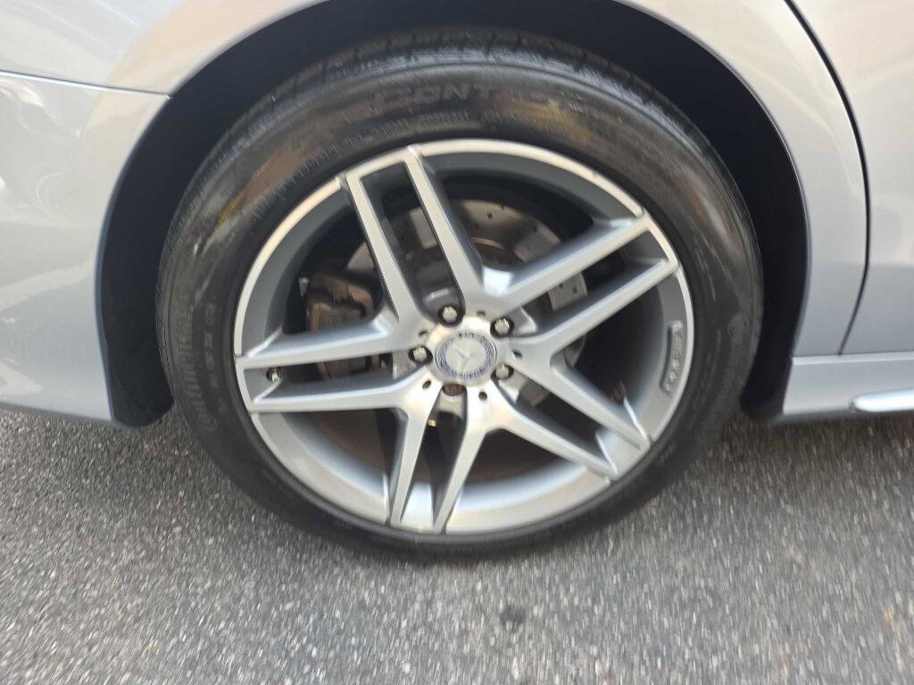 Used 2016 Mercedes-Benz S 550 S 550 4MATIC AWD 4dr Sedan image 32