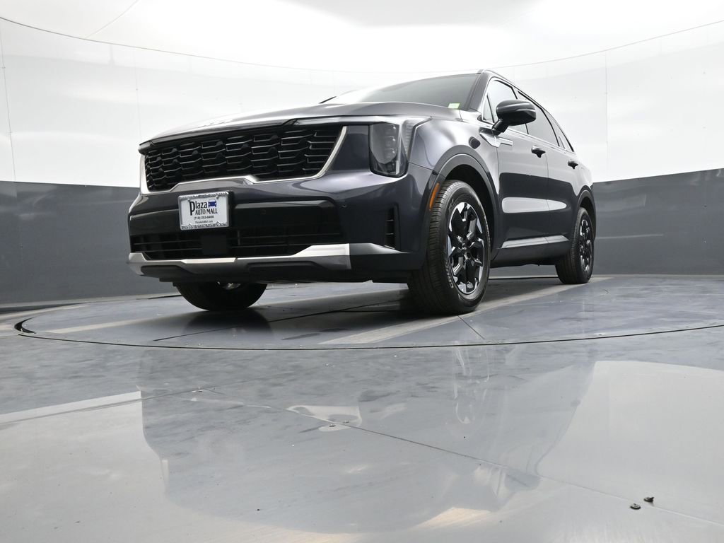 Used 2025 Kia Sorento S FWD image 25