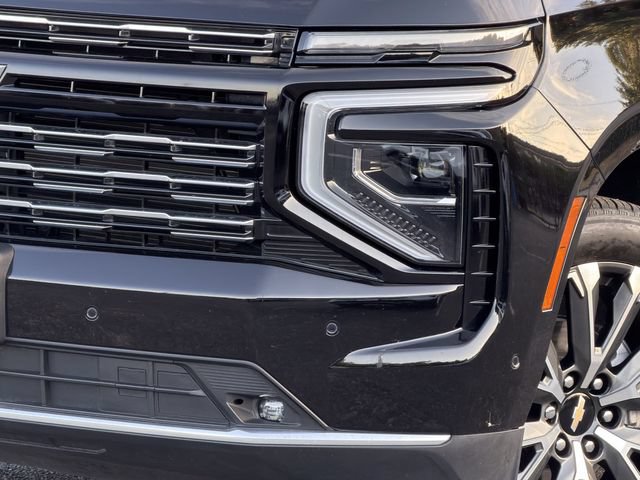 Certified 2025 Chevrolet Tahoe High Country AWD/4WD image 8
