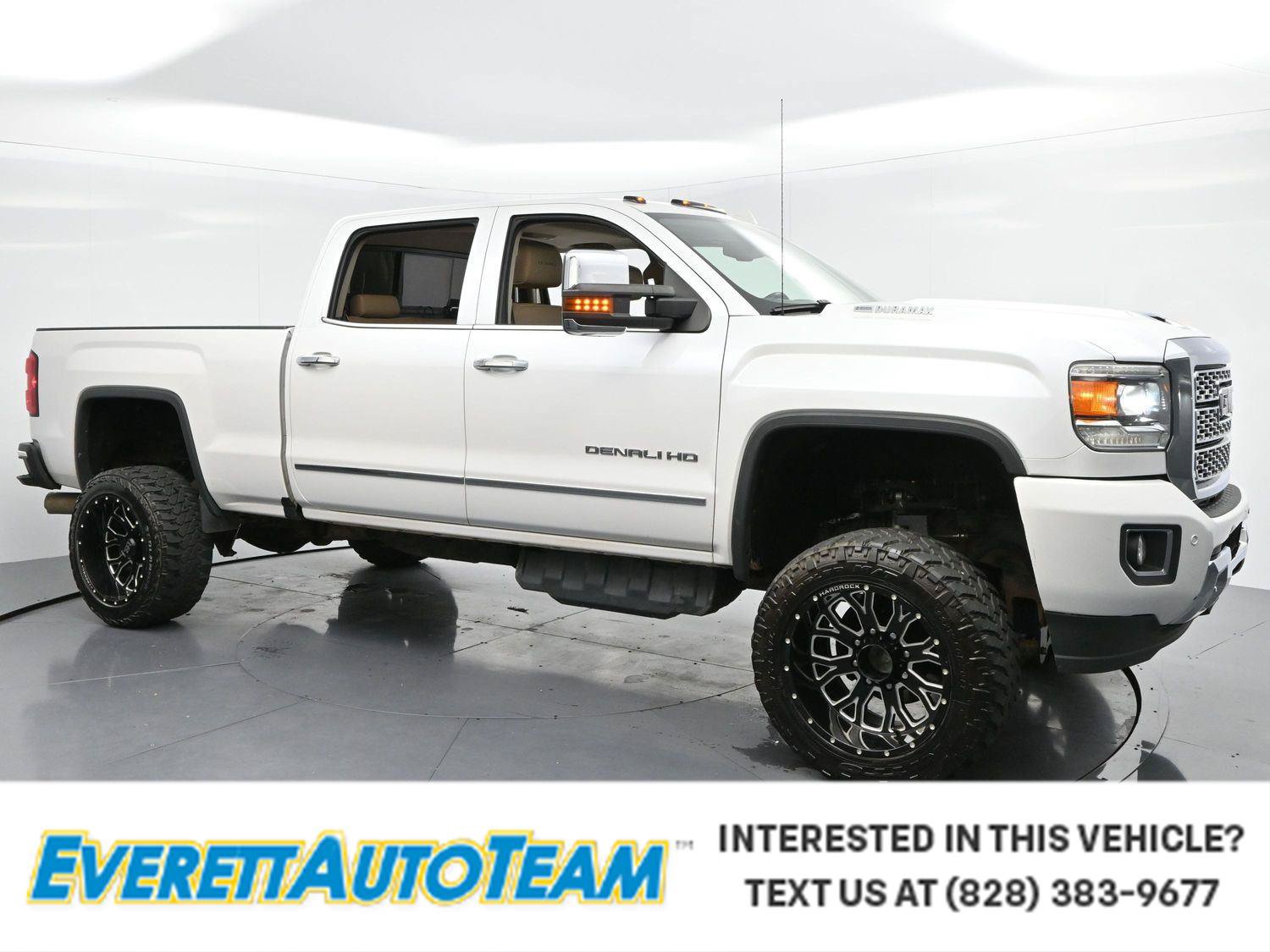 Used 2019 GMC Sierra 2500 Denali w/ Duramax Plus Package AWD/4WD image 1