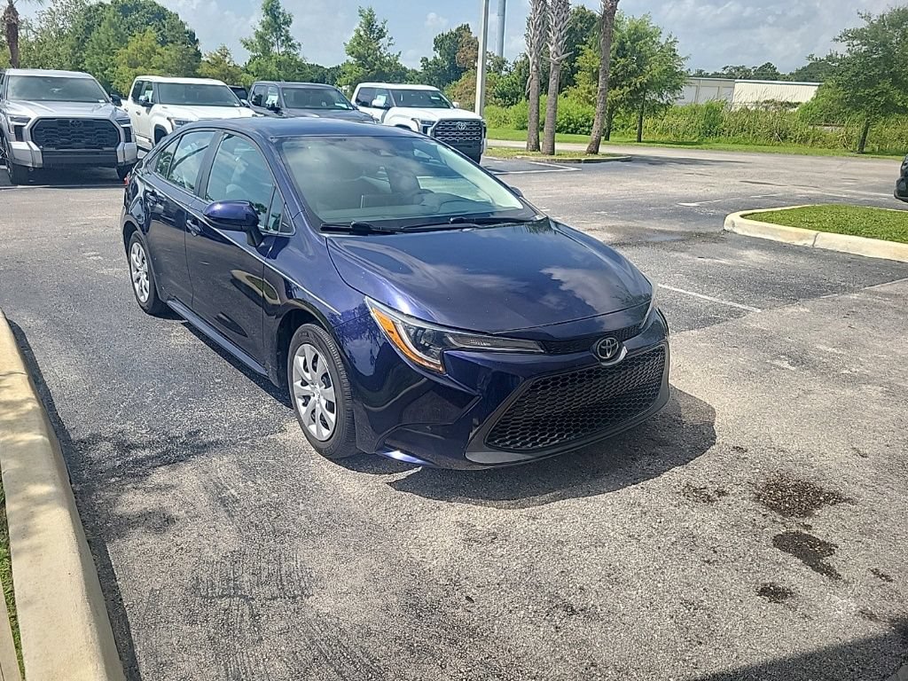Certified 2021 Toyota Corolla LE FWD image 2