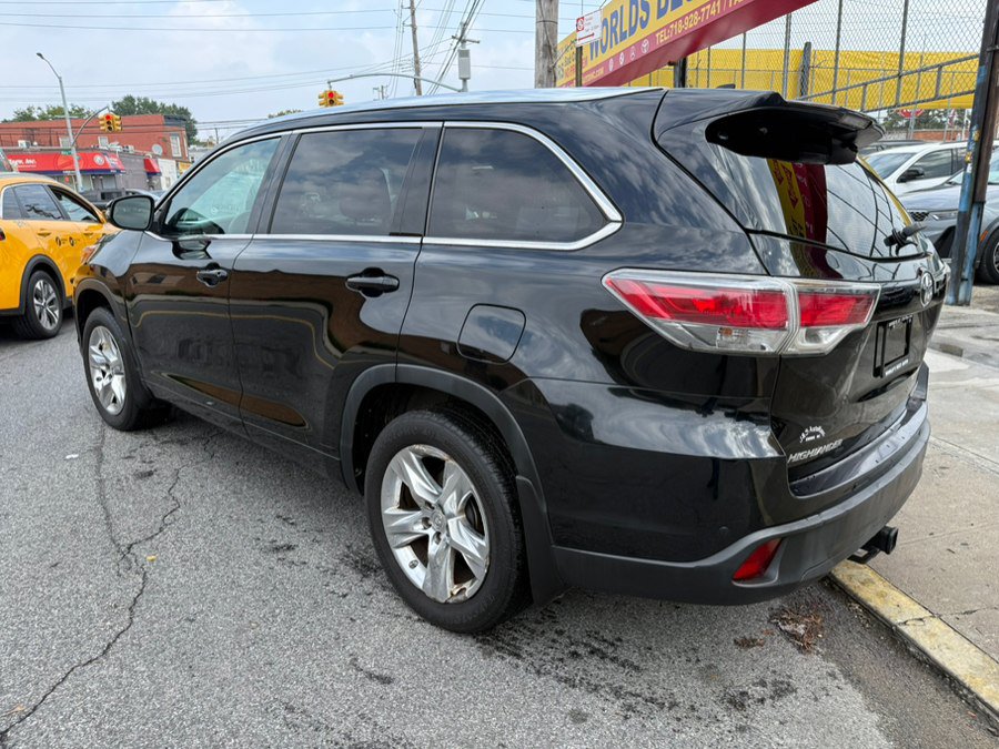 Used 2015 Toyota Highlander Limited AWD/4WD image 6