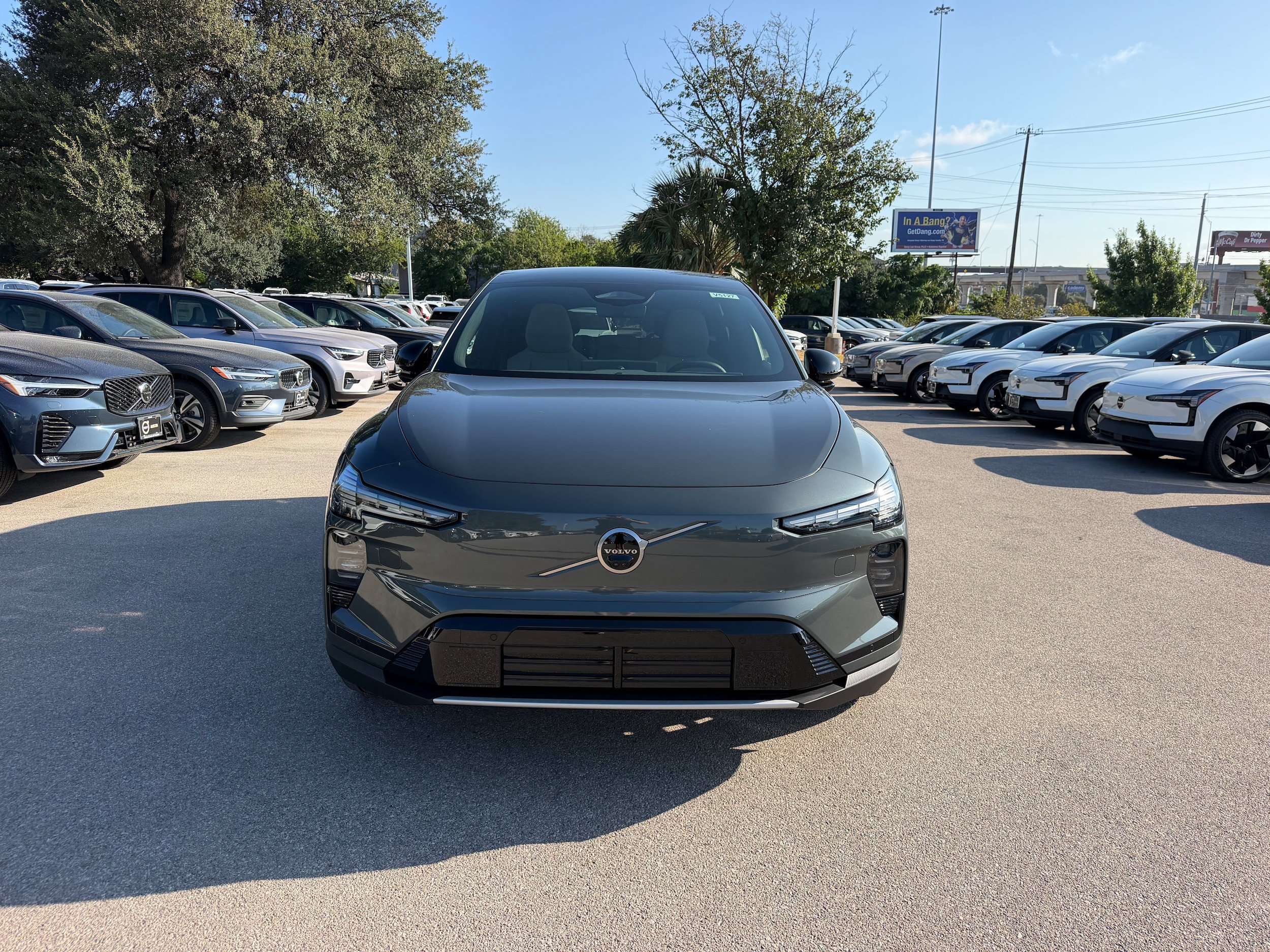 New 2027 Volvo EX60 Ultra AWD/4WD image 9