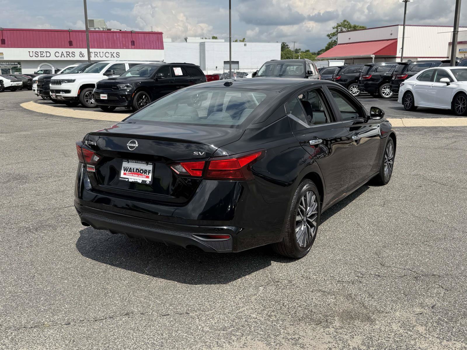 Used 2023 Nissan Altima 2.5 SV FWD video 2