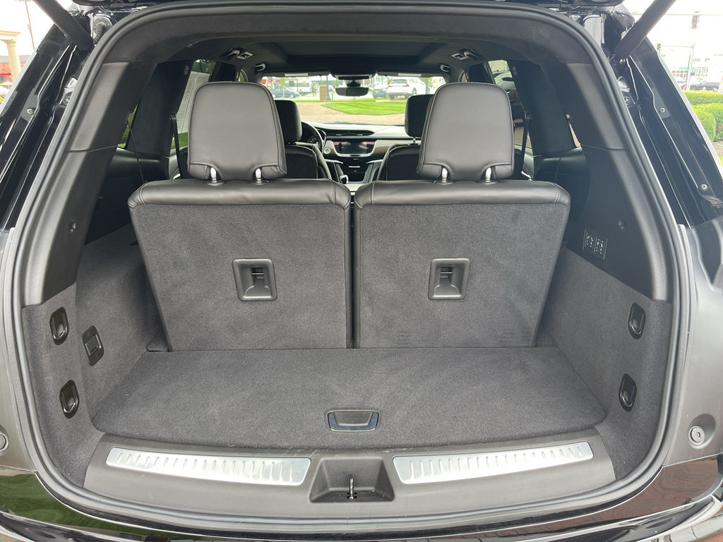 Used 2025 Cadillac XT6 Sport w/ Platinum Package AWD/4WD image 16
