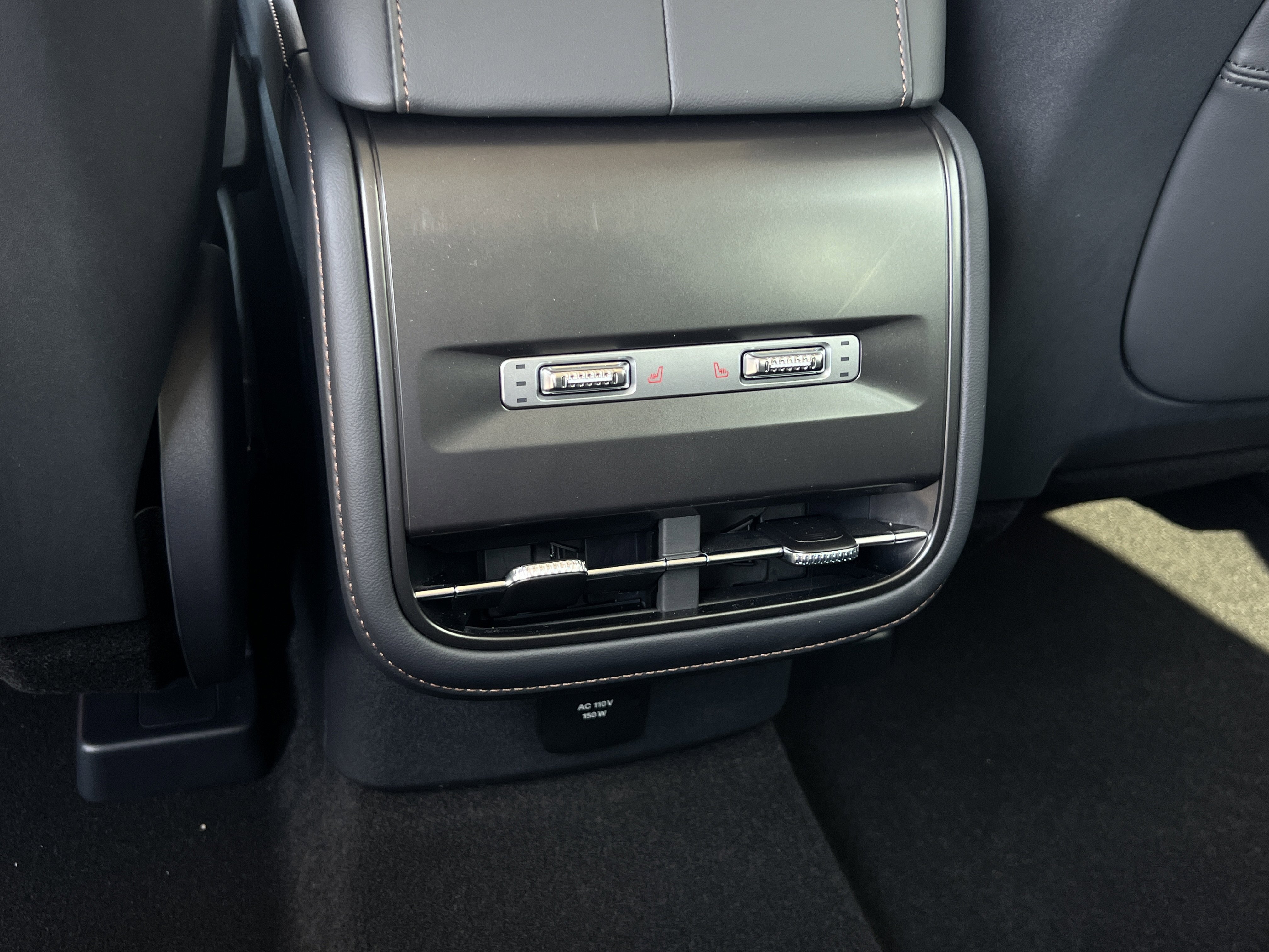 New 2026 Lincoln Nautilus Premier w/ Equipment Group 102A AWD/4WD image 29