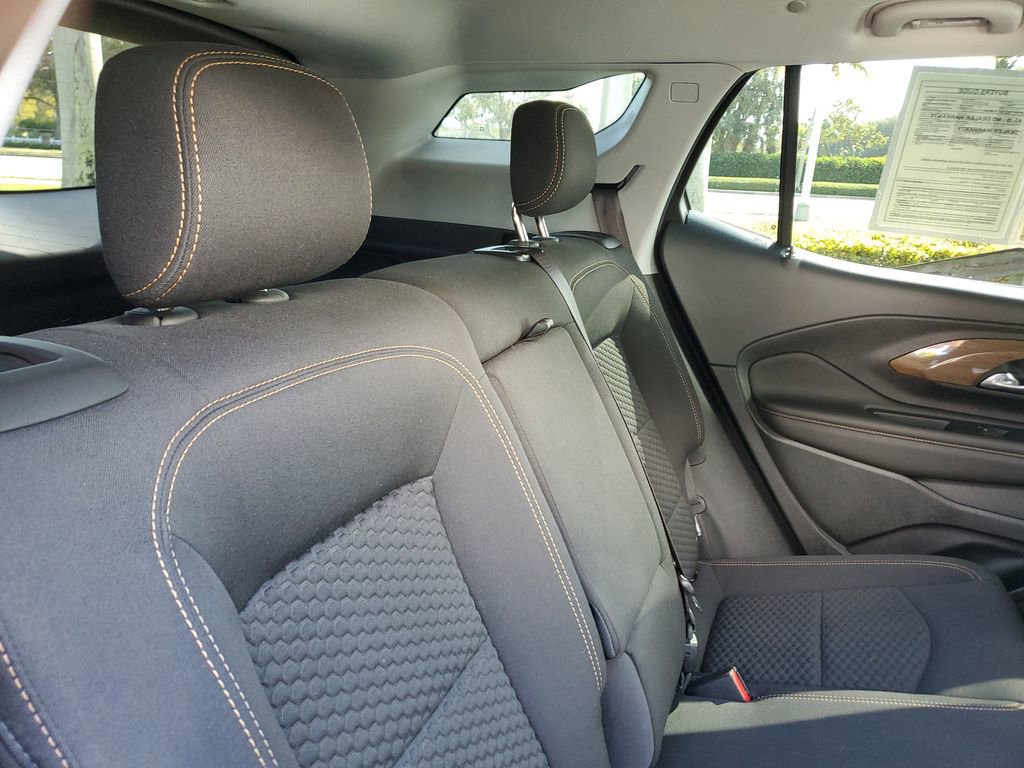 Used 2020 GMC Terrain SLE w/ Driver Convenience Package image 25