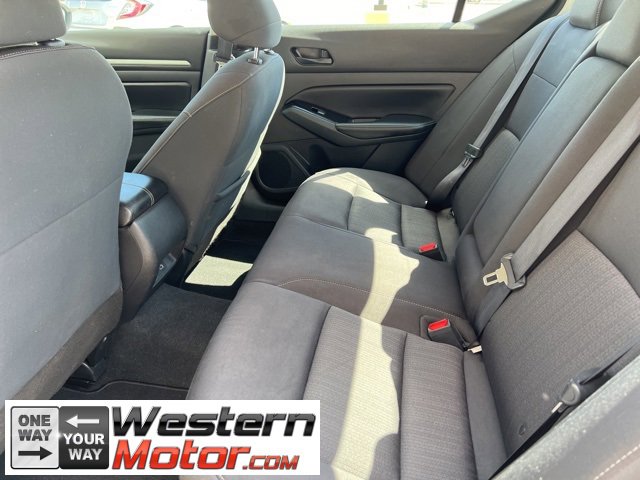 Used 2023 Nissan Altima 2.5 SV image 17