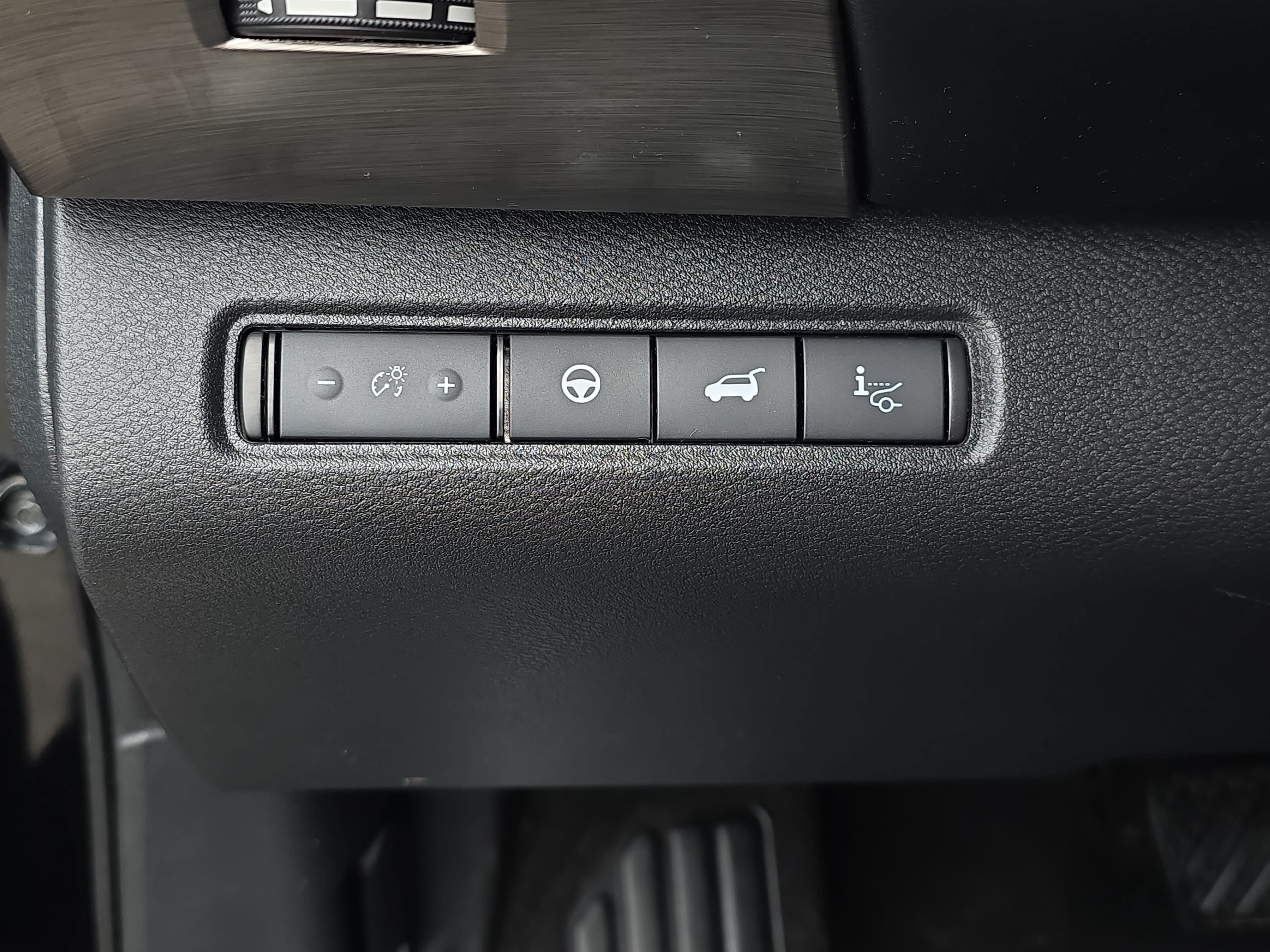 Used 2024 Nissan Pathfinder Platinum w/ Cargo Package AWD/4WD image 24