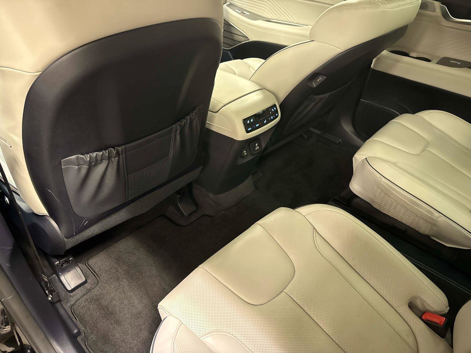 Used 2024 Hyundai Palisade Calligraphy image 14