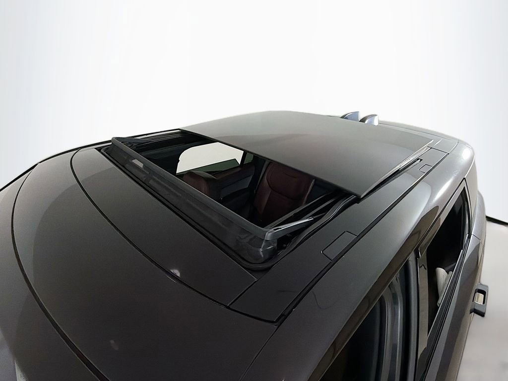 Used 2023 Land Rover Range Rover Sport SE Dynamic image 18